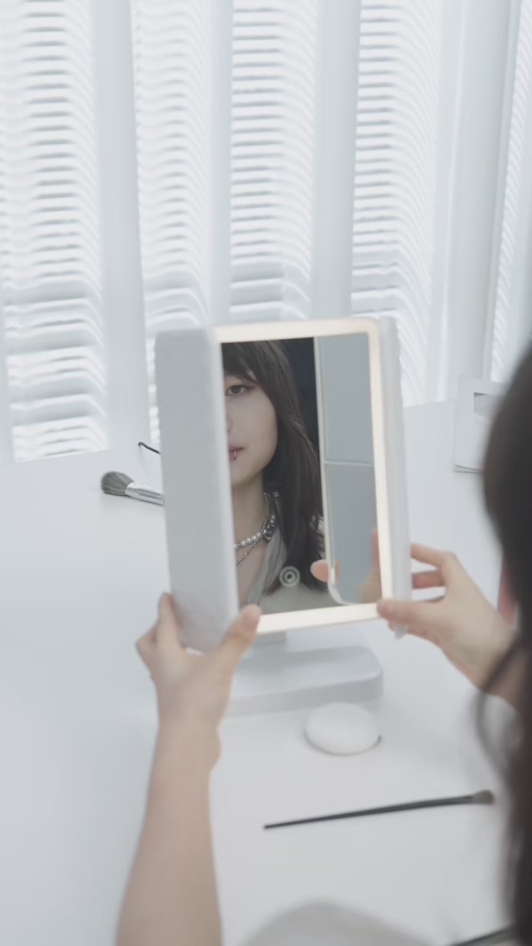 Vanity Trifold Makeup Mirror video