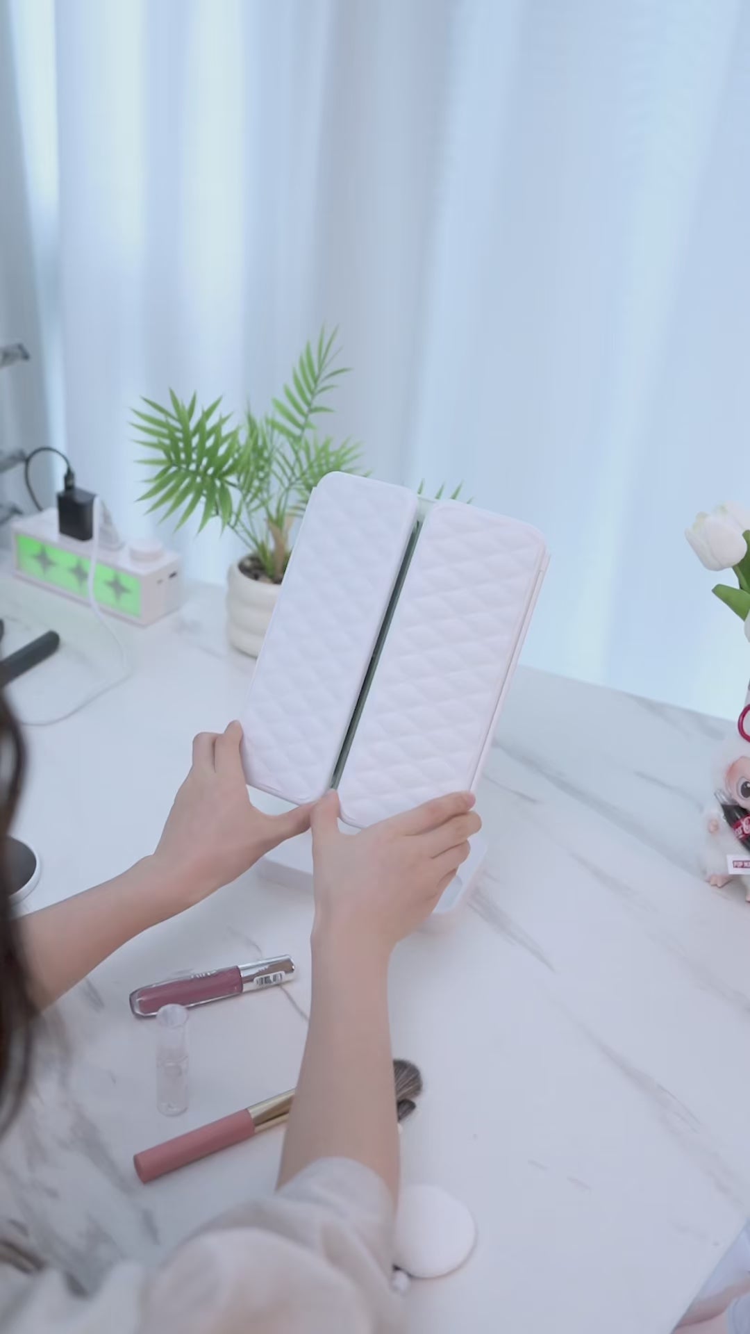 Vanity Trifold Makeup Mirror video